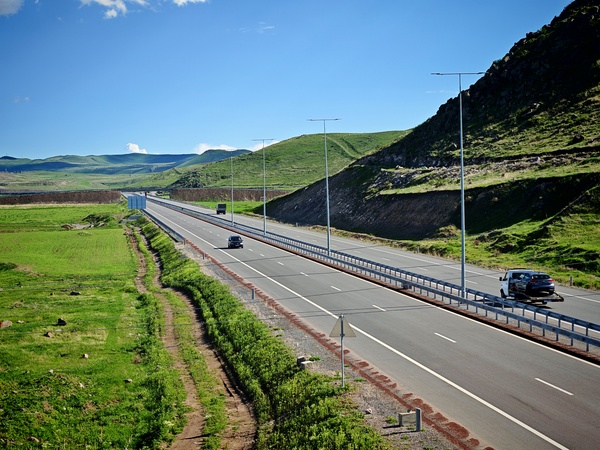 亚美尼亚南北公路LG27工程项目通过落成验收 (1).jpg